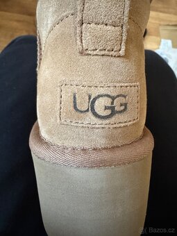 UGG BOTY - 5
