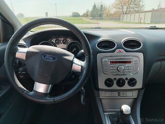 FORD FOCUS COMBI 1,6 16V MK2 FACELIFT - 5