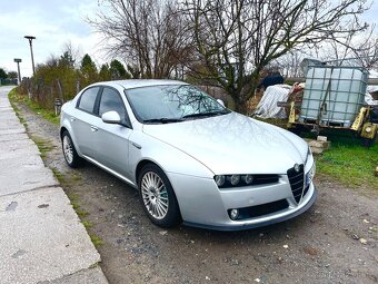 Alfa Romeo 159 - 5