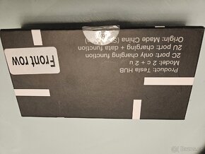 USB hub Tesla 3/Y - 5