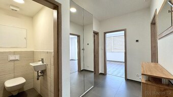 Pronájem 2+kk s lodžií na ul. Chvalovka, Brno - Bystrc - 5