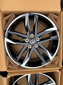 NOVÉ ORIGINÁL Alu TOYOTA CH-R, RAV - R19, 5x114.3 - 5