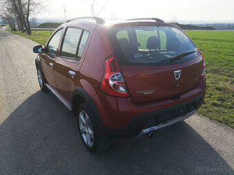 Dacia Sandero 1.6 Stepway - 5
