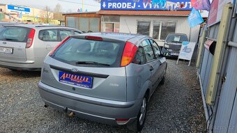 FORD FOCUS 1,6 16V COMFORT - 5