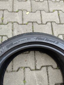 1x Pneu Michelin Pilot Sport 3 ( 225/45 R 18 - 91 W ) - 5
