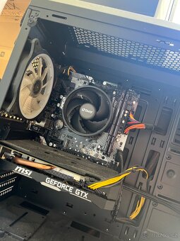 Herni pc hall 300 nefunkci procesor jediny problem - 5