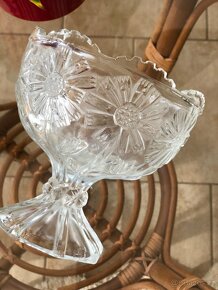 Skleněná miska na noze - 5