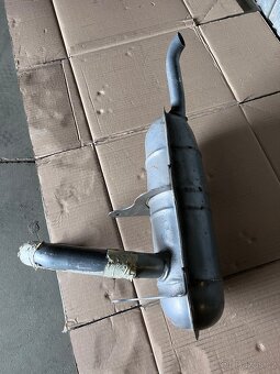 Fiat 850 nový výfuk - 5