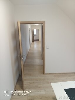 Pronájem podkrovního bytu 2 kk - 5