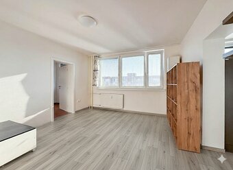 NA PRONÁJEM - 2+1 ZLÍN - 5