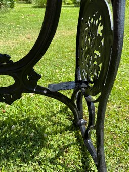 Obdélníkový stůl ze šicího stroje SINGER - 5