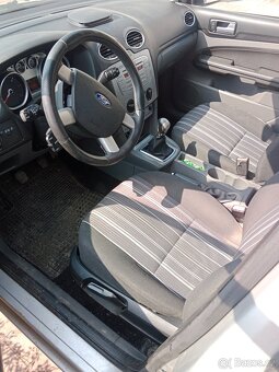Ford Focus II 1.8tdci díly - 5