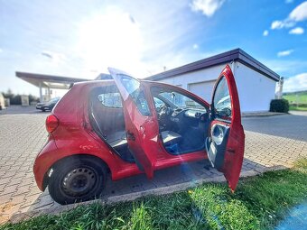 Toyota Aygo 1.0 50 kw 2007 - 5