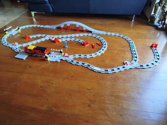 Lego Duplo mašinka - 5