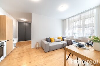 Prodej bytu 2+kk, 49 m2 - Praha - Žižkov, ev.č. 01747 - 5