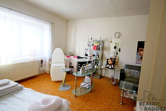 Pronájem Komerčních prostor 27 m2 - 5