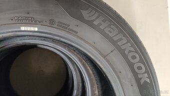 215/65/17 Hankook Ventus Prime3, DOT 0422, 7.3-6.3mm. - 5