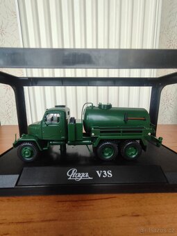 PRAGA V3S - 5