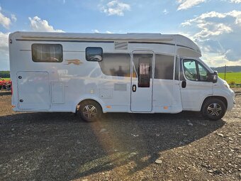 Laika Kosmo, 509 E - 5
