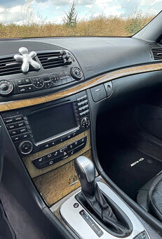 Mercedes E 320 CDI - 5