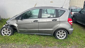 Mercedes a - 5