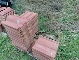 Střešní taška KM BETA elegant višňová EN490 - 5