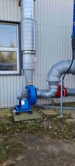 Prodám Použitý odlučovač prachu DONALDSON DFE 2-8 V, r. v. 2 - 5