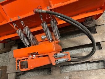 Sněhová radlice - 5