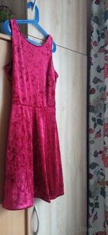 RŮZNÉ ŠATY KUS ZA 50KČ - 5