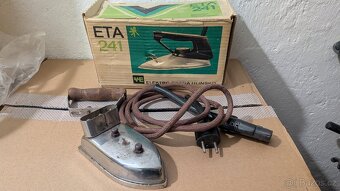 Historická žehlička elektrická - 5