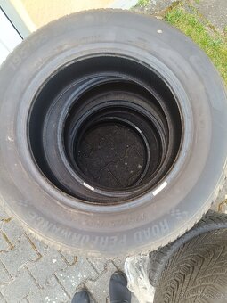Pneu 195/65/15 - 5