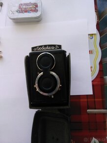 Prodám manžetové knoflíčky, odznáčky, fotoaparát - 5