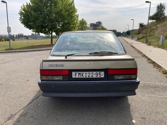 Renault 25 GTX 2.2i, - 5
