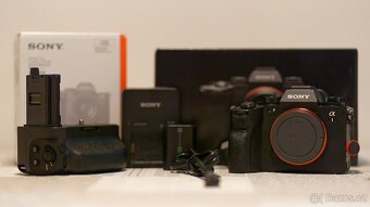 TOP model Sony A1 + grip - 5