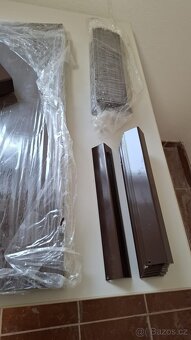 Kovové venkovní parapety pozink + lakované, nové - 5