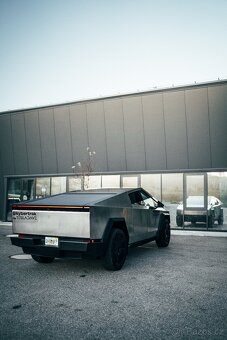Tesla Cybertruck AWD – 2024 – dovoz z USA – na objednání - 5