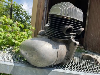 Motor jawa 350 354 kyvacka - 5