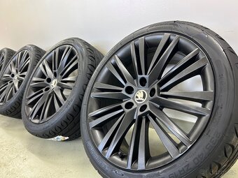 letní originál sada Škoda Superb III Canopus 19" 5x112 - 5