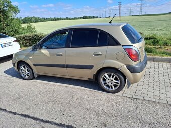 Kia rio 1.5 cdi 81 kw - 5