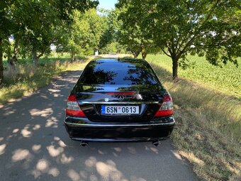Mercedes-Benz E280 3L w211 benzin V6 170KW manuál - 5
