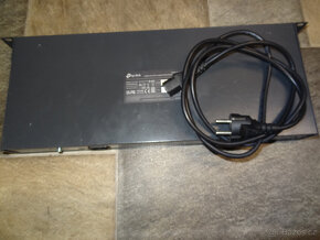 16 RJ-45 1GBit SFP opticky RACKOVY SWITCH Management TP-Link - 5