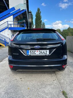 Ford Focus 1.6 - 5