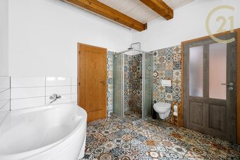 Prodej rodinného domu po rekonstrukci v obci Hlína - 5