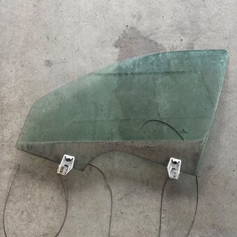 Zadní levé dveře Octavia II kombi + další díly - 5