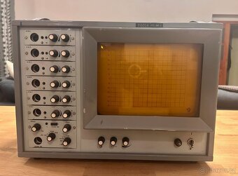 Tesla Osciloskop pomaloběžný analogový - 5