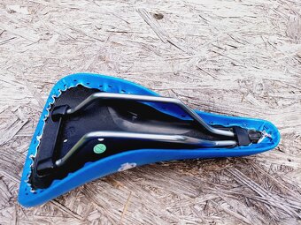 Silniční sedlo fly - 5