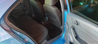 Škoda Rapid 1.6 Tdi 77kw -pekne a usporne auto - 5