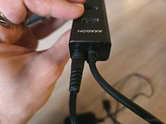 AXAGON HUE-SA7BP 7-Port USB 3.0 CHARGING hub - 5