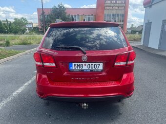 FIAT FREEMONT 2.0JTD (125KW) 4x4 AUTOMAT - 5