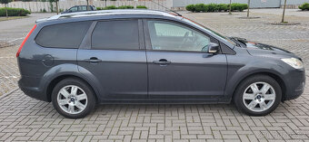 Ford Focus kombi 1,6 L Duratec, 74 kW, r.v. 2010 - 5